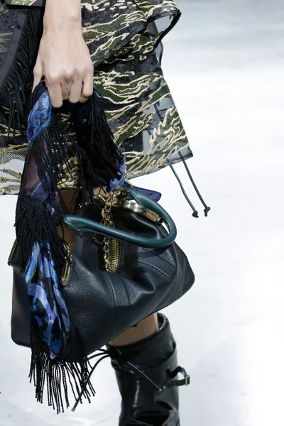 Look 48
